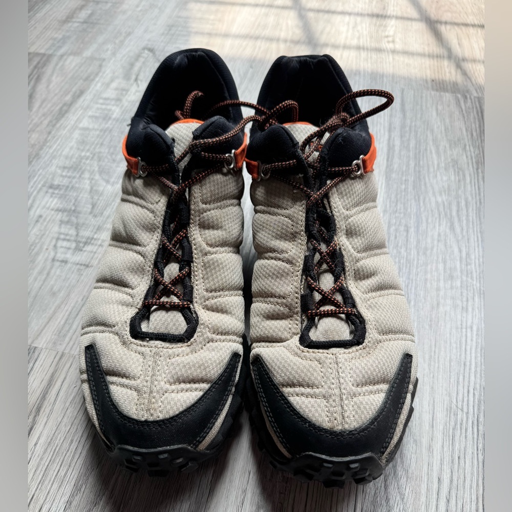 Nike Air ACG Tan, Orange, & Black Men’s Size 13 Hiking Shoes